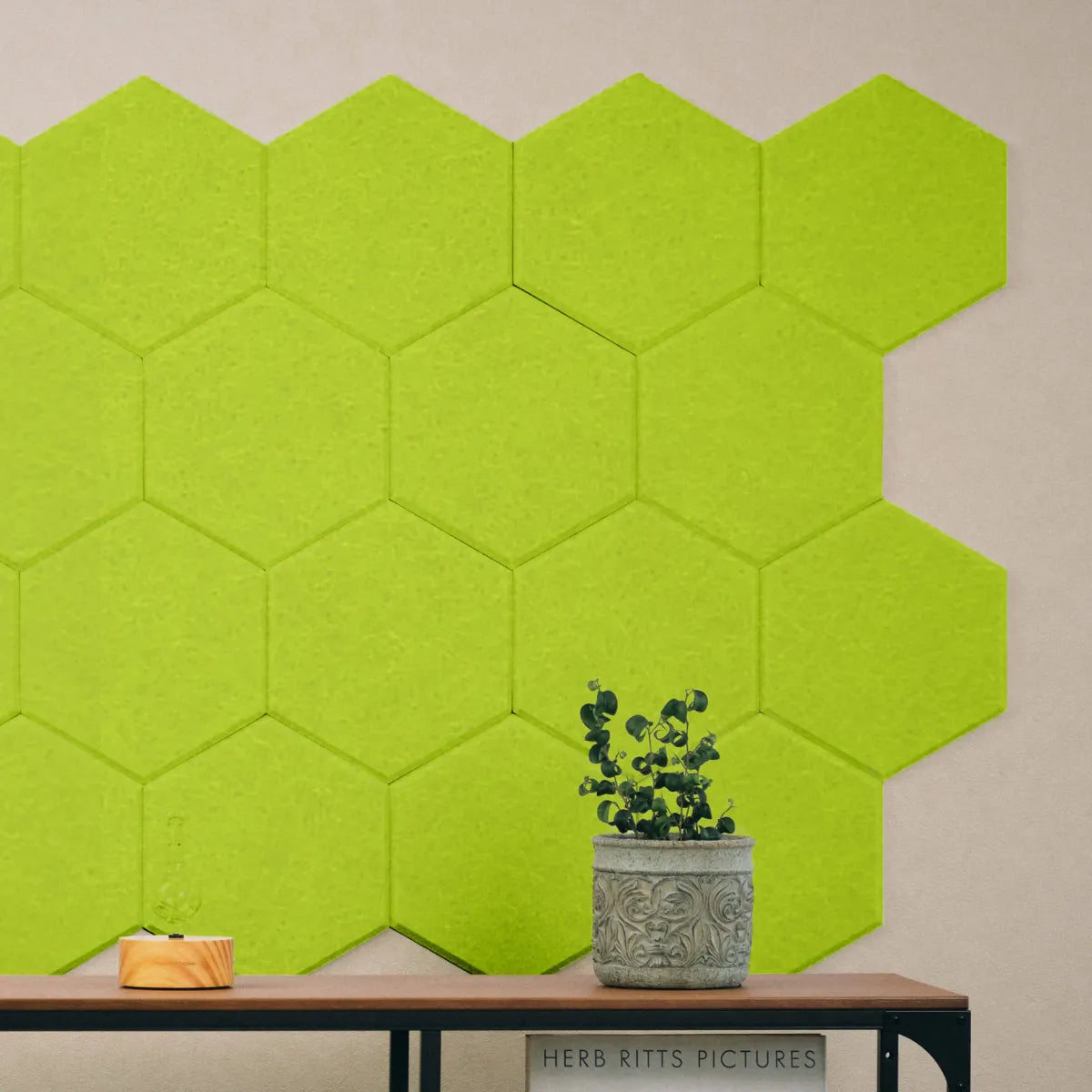 吸音パネル 「hisoka」厚さ9mm 虫ピン付属 12枚セット