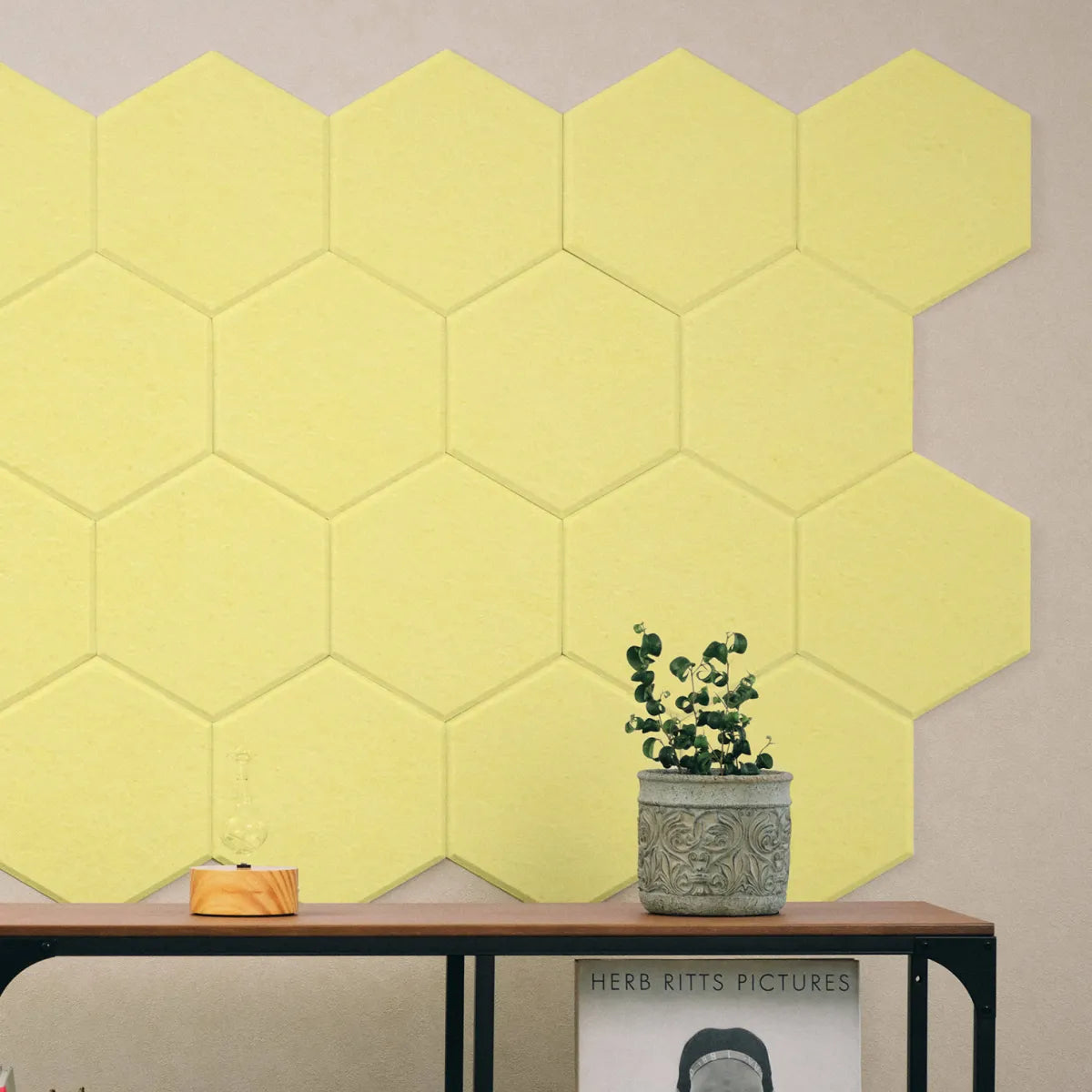 吸音パネル 「hisoka」厚さ9mm 虫ピン付属 12枚セット